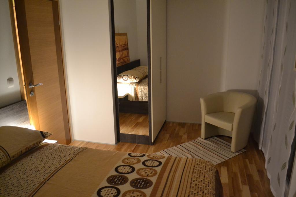 Apartment Kalelarga 4 You